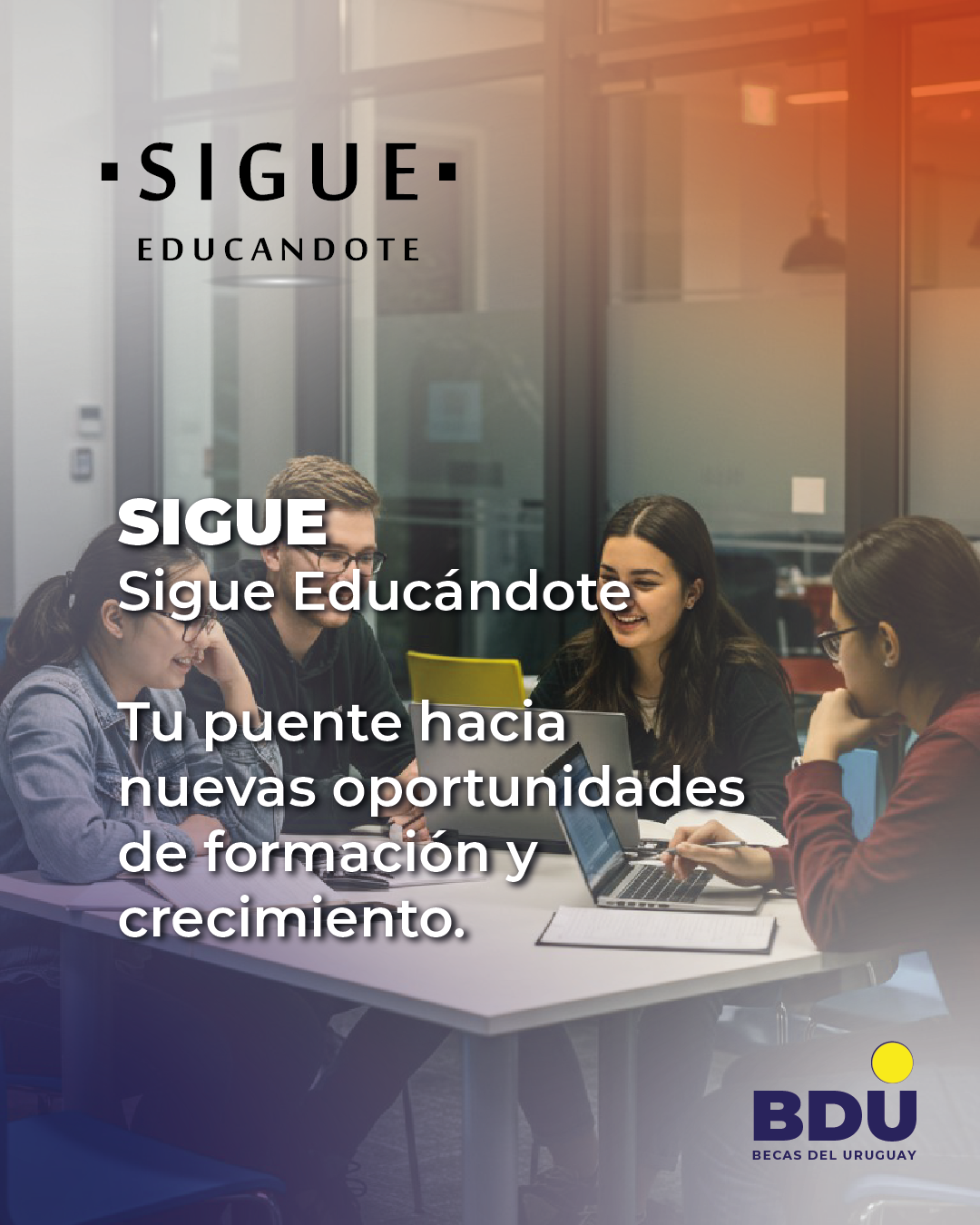 Logo de la alianza SIGUE en Becas del Uruguay